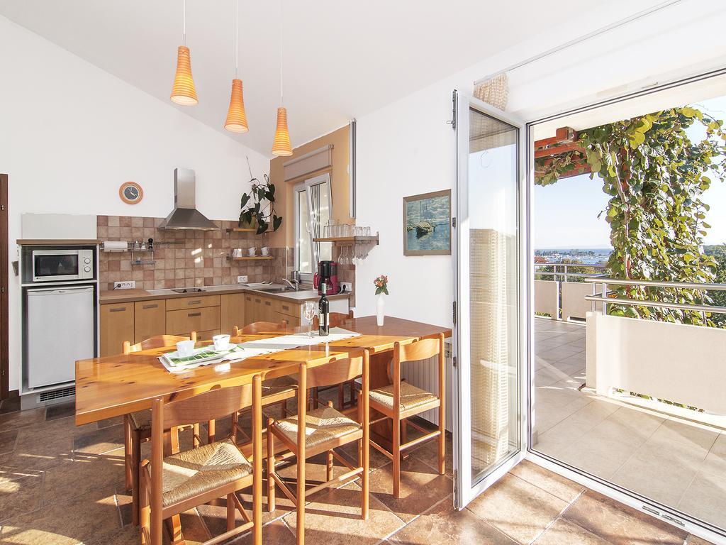 Apartments Ceja Near Sea Medulin Habitación foto
