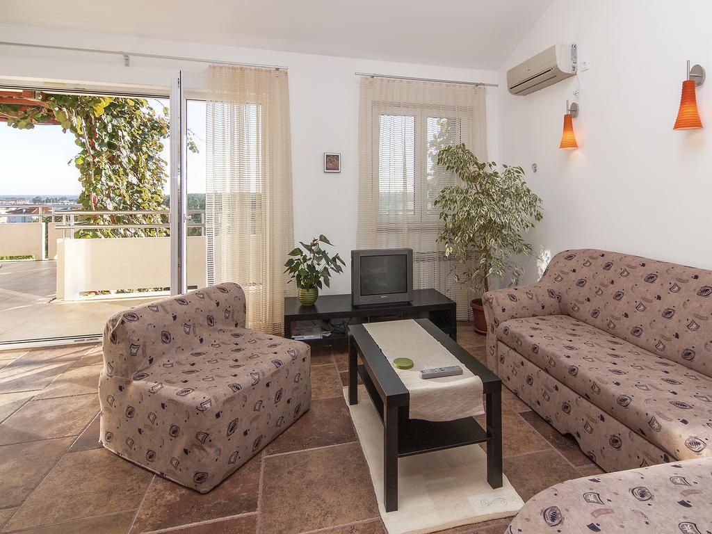 Apartments Ceja Near Sea Medulin Exterior foto